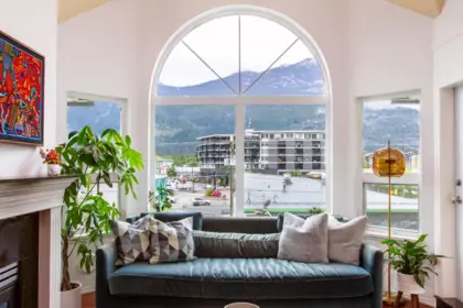 310 1466 Pemberton Avenue, Squamish, BC, Squamish — Apartment/Condo for sale