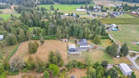 Community Amenities Photo (Clubhouse) of 51821 Nevin Road, Rosedale, BC