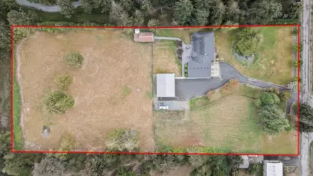 Playground / Recreational Area Near 51821 Nevin Road, Rosedale, BC