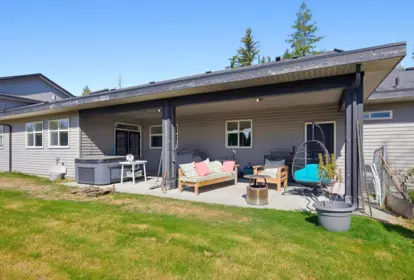 Swimming Pool Photo of 5737 264th St Street, Langley, BC