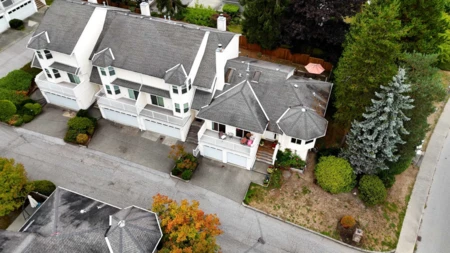 Fitness Center Photo Near 101 1180 Falcon Drive, Coquitlam, BC
