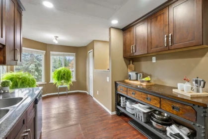 Kitchen Island Photo of 101 1180 Falcon Drive, Coquitlam, BC