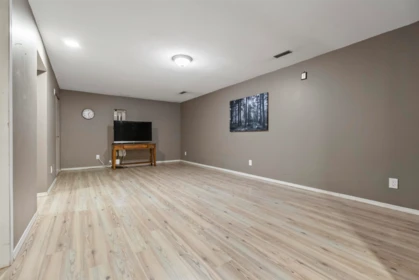 Laundry Room Photo of 101 1180 Falcon Drive, Coquitlam, BC