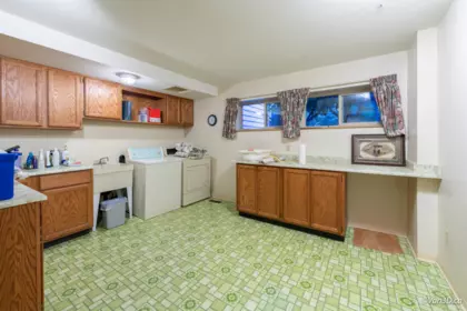 Hot Tub / Spa Photo of 6408 Chaucer Place, Burnaby, BC