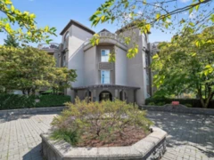 401 1128 Sixth Avenue, New Westminster, BC