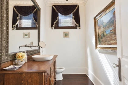 Powder Room Photo of 2509 Mcbain Avenue, Vancouver, BC
