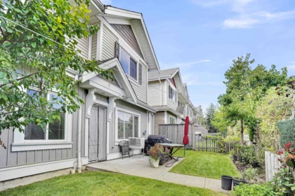 Staircase Photo of 7 30748 Cardinal Avenue, Abbotsford, BC