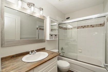 Mudroom Photo of 65 17097 64 Avenue, Surrey, BC