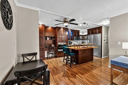 Breakfast Nook Photo of 312 707 Hamilton Street, New Westminster, BC
