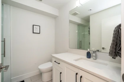 Hallway Photo of 22 19624 56 Avenue, Langley, BC