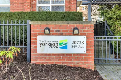 40 20738 84 Avenue, Langley, BC, Langley — Townhouse for sale