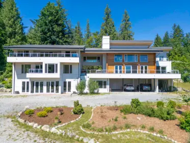 714 Sullivan Road, Roberts Creek, BC, Roberts creek — Single Family Residence for sale