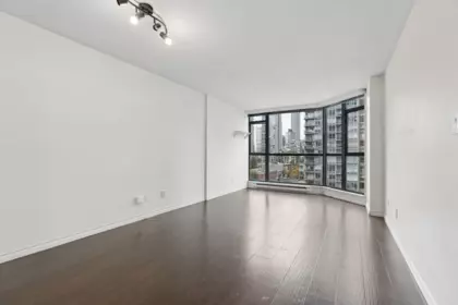 805 888 Hamilton Street, Vancouver, BC, Vancouver — Apartment/Condo for sale