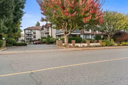 102 33375 Mayfair Avenue, Abbotsford, BC, Abbotsford — Apartment/Condo for sale