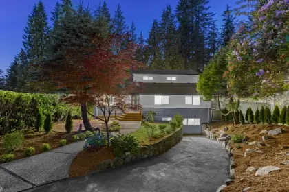3849 Calder Avenue, North Vancouver, BC, North vancouver — Single Family Residence for sale