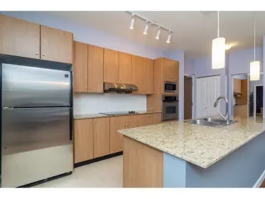 302 15388 101 Avenue, Surrey, BC, Surrey — Apartment/Condo for sale