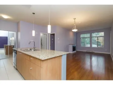 302 15388 101 Avenue, Surrey, BC, Surrey — Apartment/Condo for sale