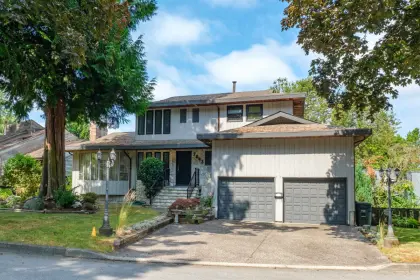 7645 Berkley Street, Burnaby, BC, Burnaby — Single Family Residence for sale