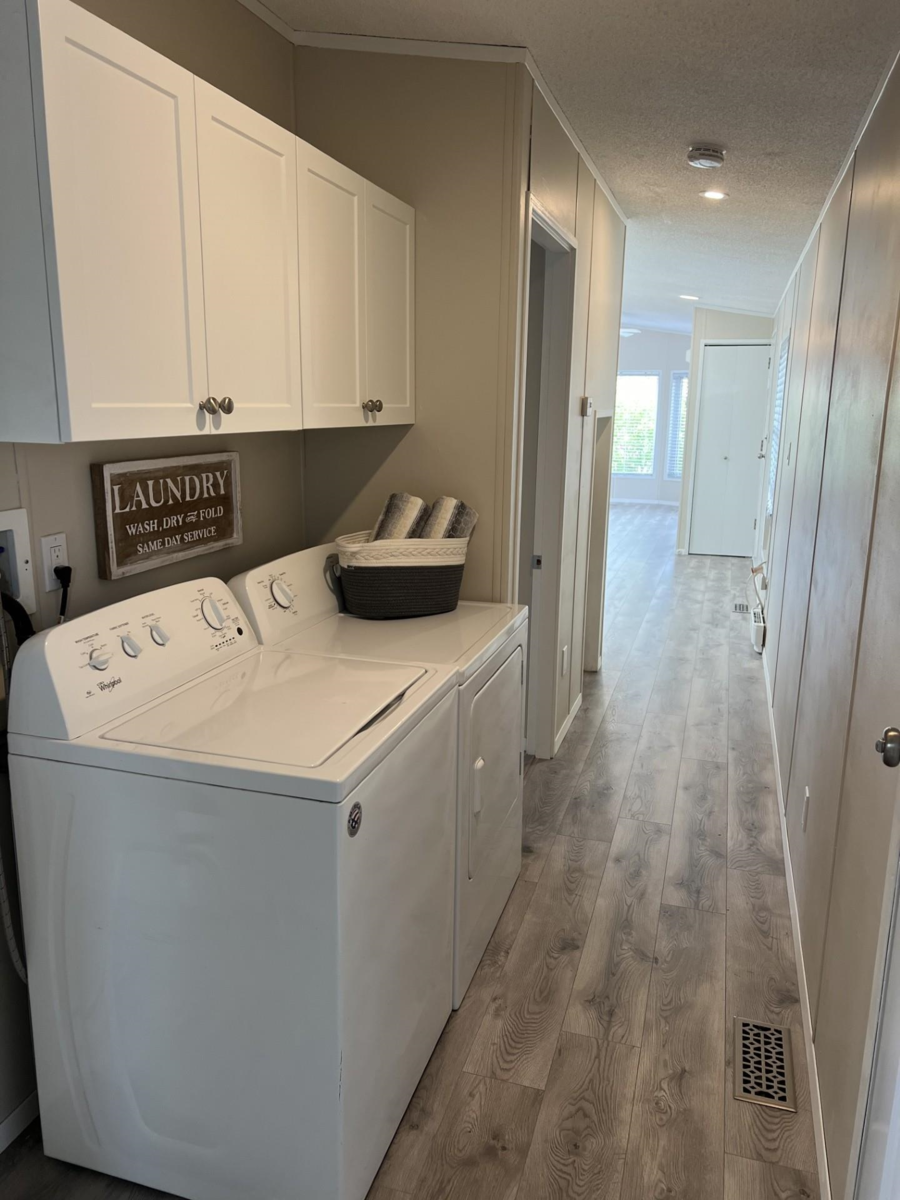 Entry Foyer Photo of 94 3300 Horn Street, Abbotsford, BC