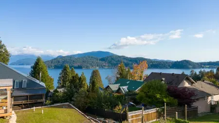 531 Central Avenue, Gibsons, BC, Gibsons — Land for sale