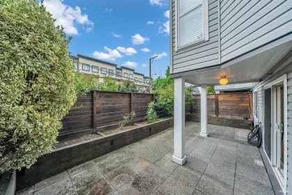 105 2272 Dundas Street, Vancouver, BC, Vancouver — Apartment/Condo for sale