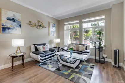 6621 192a Street, Surrey, BC, Surrey — Single Family Residence for sale