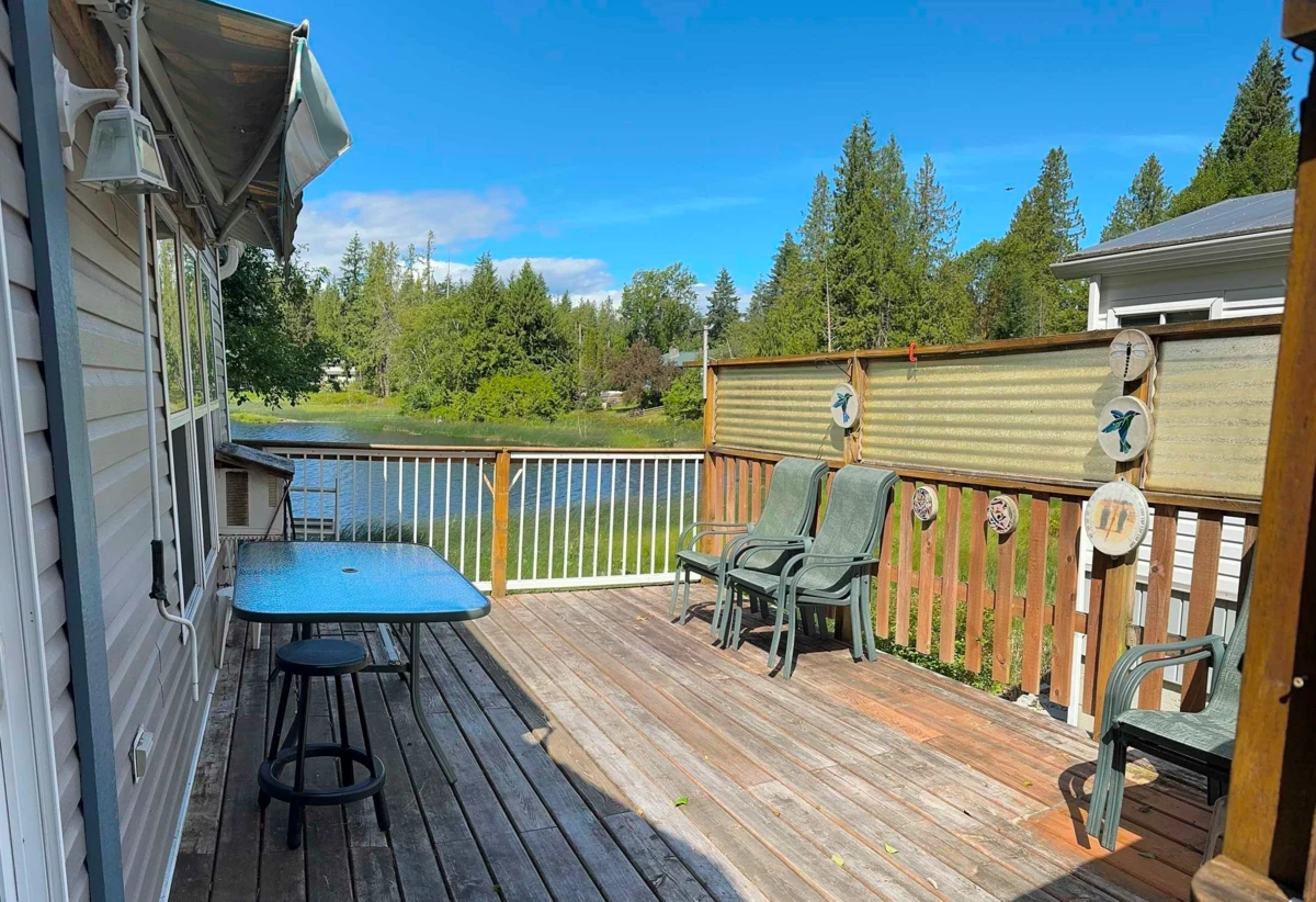 Guest Bathroom Photo of 14 12793 Madeira Park Road, Madeira Park, BC