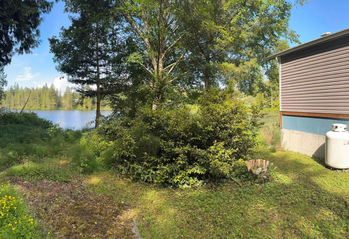 Laundry Room Photo of 14 12793 Madeira Park Road, Madeira Park, BC