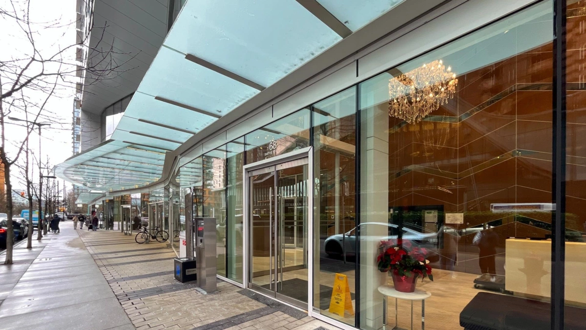 Family Room Photo of 1205 68 Smithe Street, Vancouver, BC