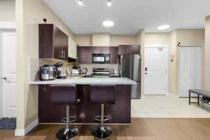 Breakfast Nook Photo of 410 33546 Holland Avenue, Abbotsford, BC