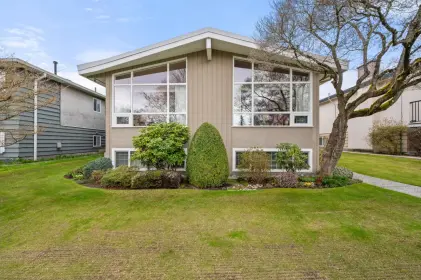 3025 E 59th Avenue, Vancouver, BC, Vancouver — Single Family Residence for sale