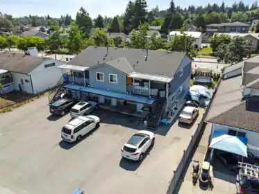 15827 96 Avenue, Surrey, BC, Surrey — Duplex for sale