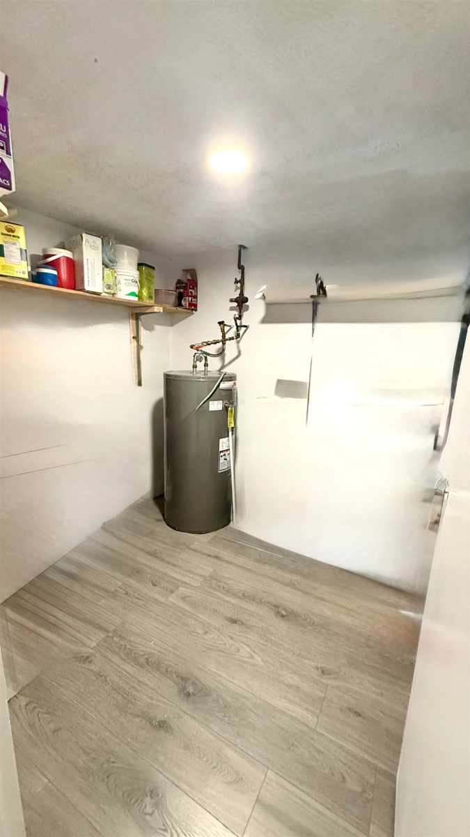 Kitchen Photo of 101 7131 133a Street, Surrey, BC