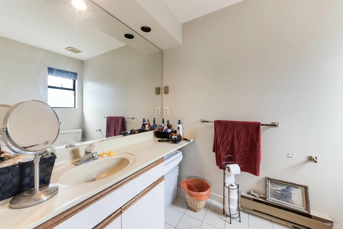 Guest Bathroom Photo of 1215 W 67th Avenue, Vancouver, BC