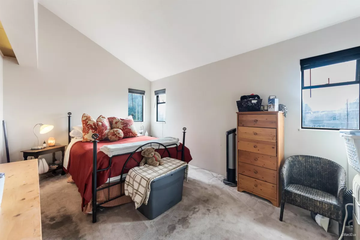 Walk-In Closet Photo of 1215 W 67th Avenue, Vancouver, BC