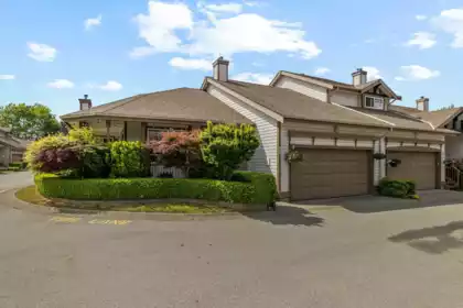 11 20222 96 Avenue, Langley, BC, Langley — Townhouse for sale