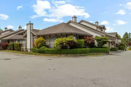 11 20222 96 Avenue, Langley, BC, Langley — Townhouse for sale