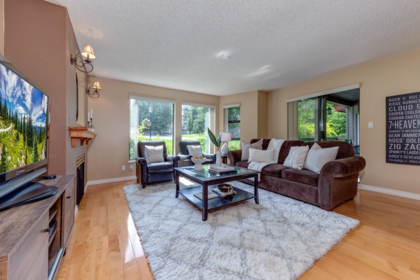 212 3317 Ptarmigan Place, Whistler, BC, Whistler — Apartment/Condo for sale