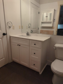 Primary Bathroom Photo of 407 45893 Chesterfield Avenue, Chilliwack, BC