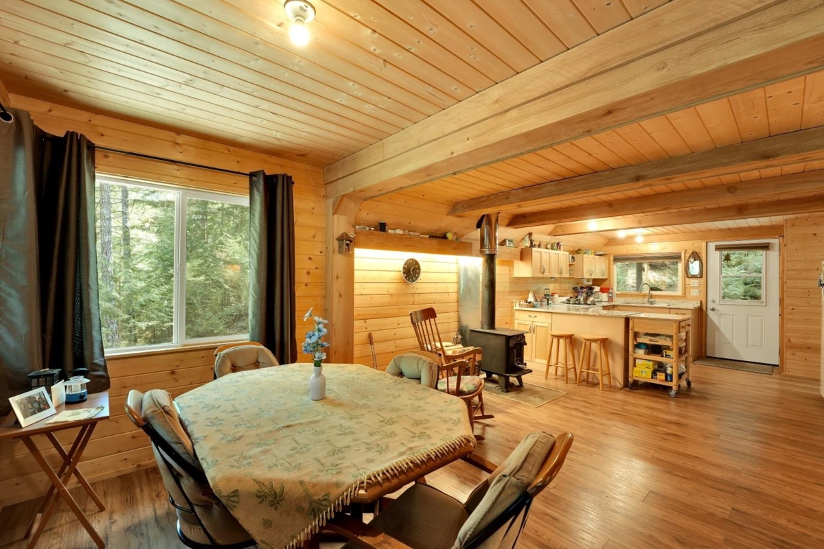 Bedroom 2 Photo of BLK C DL 2604 Long Island, Harrison Hot Springs, BC