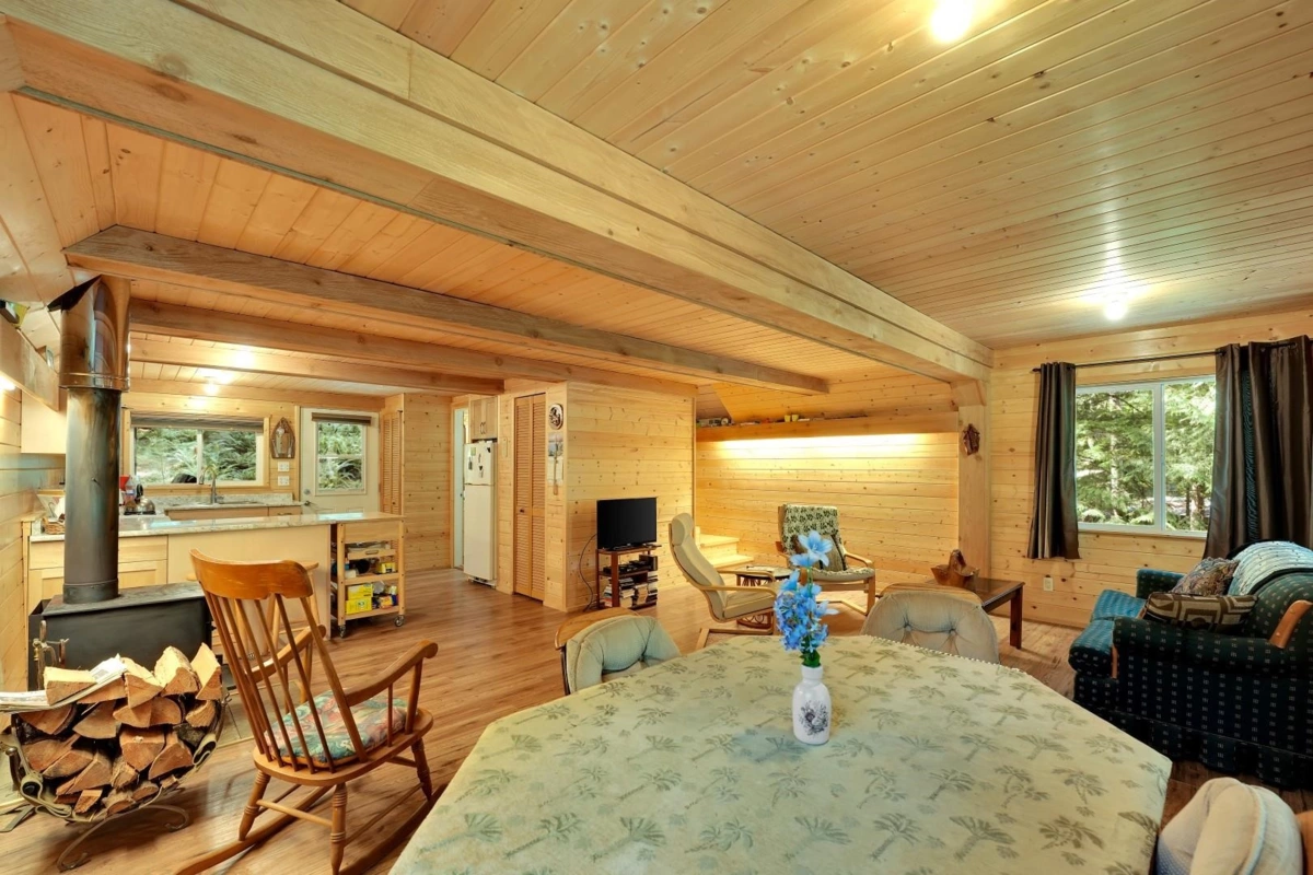 Bedroom 3 Photo of BLK C DL 2604 Long Island, Harrison Hot Springs, BC