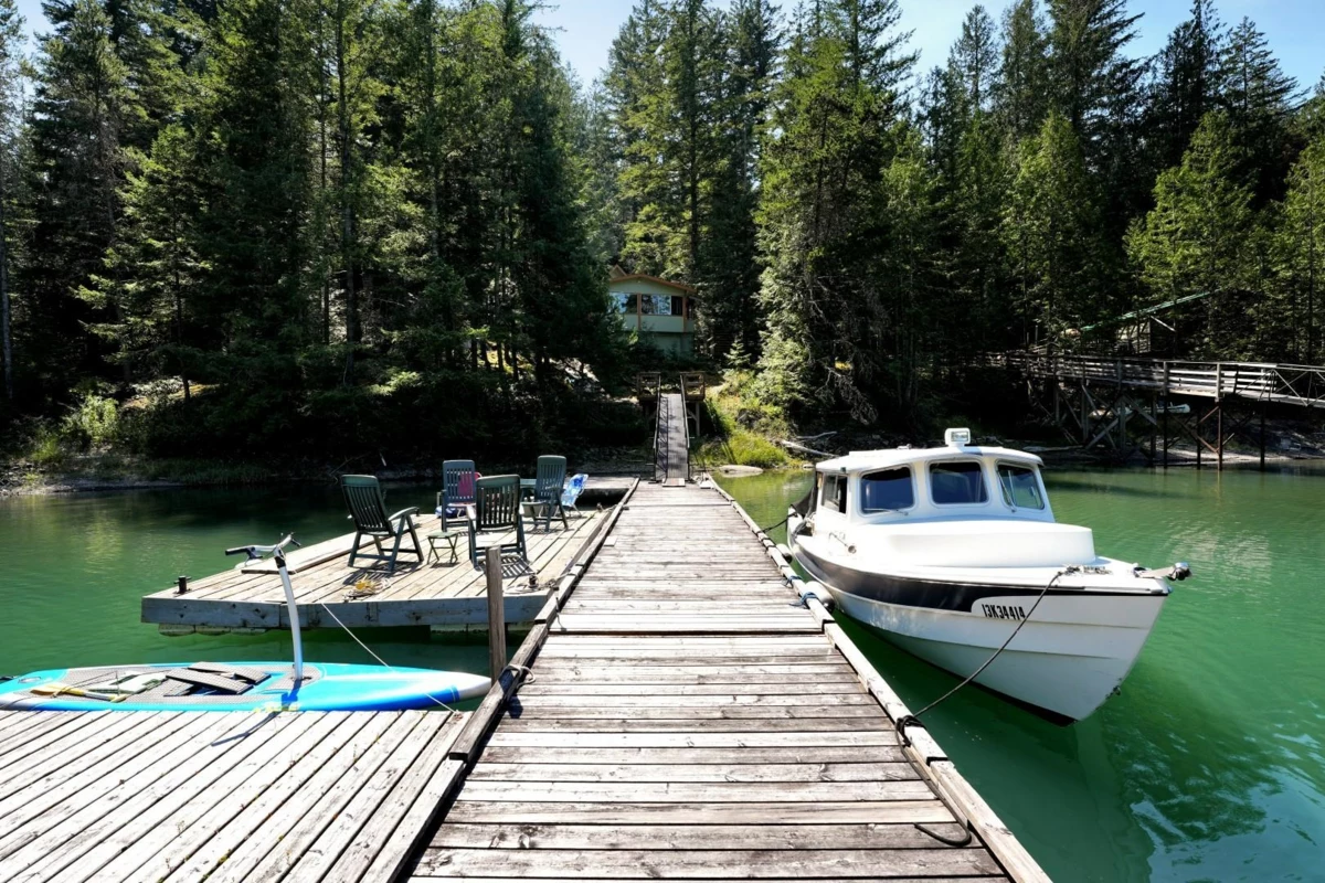 Dining Area Photo of BLK C DL 2604 Long Island, Harrison Hot Springs, BC