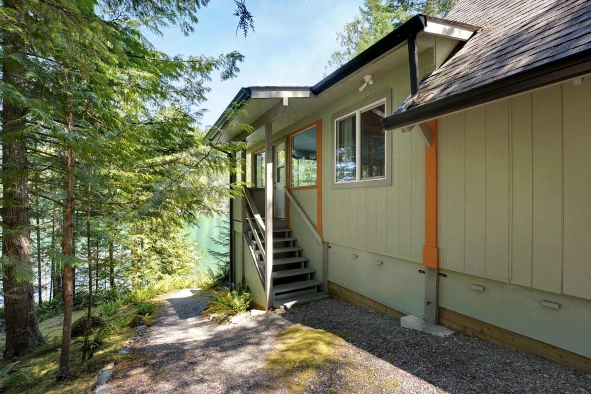 Hot Tub / Spa Photo of BLK C DL 2604 Long Island, Harrison Hot Springs, BC