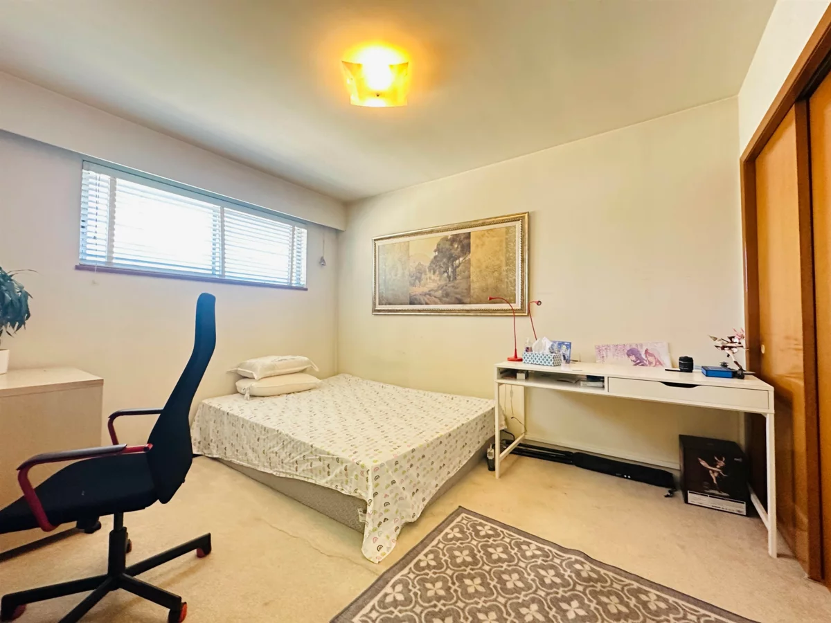 Family Room Photo of 2887 W 24th Avenue, Vancouver, BC