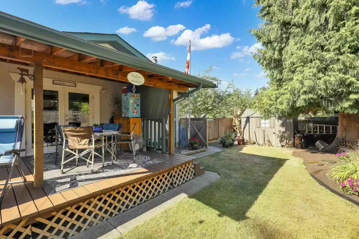 Outdoor Deck Photo of 6306 195 Street, Surrey, BC