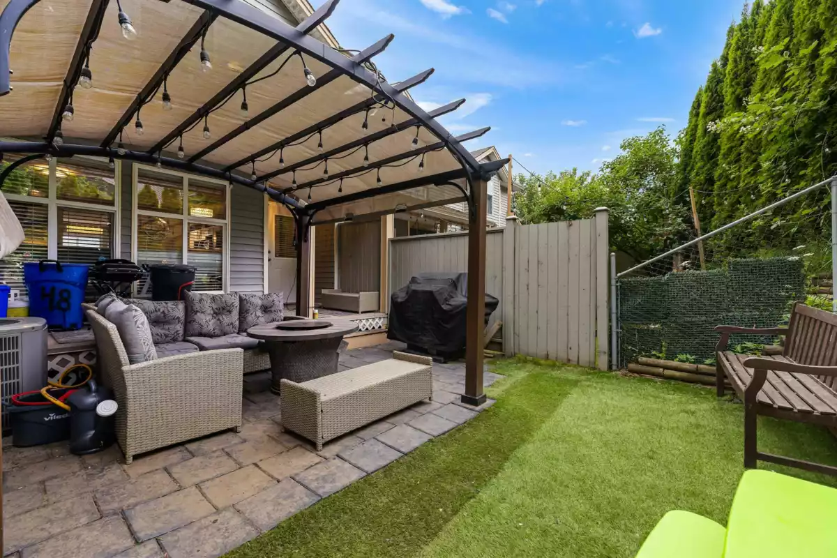 Laundry Room Photo of 48 46906 Russell Road, Chilliwack, BC
