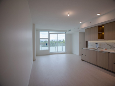 1302 13778 100 Avenue, Surrey, BC