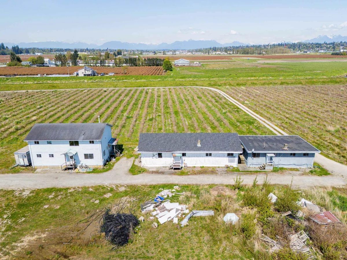 Kitchen Photo of 4586 176 Street, Surrey, BC