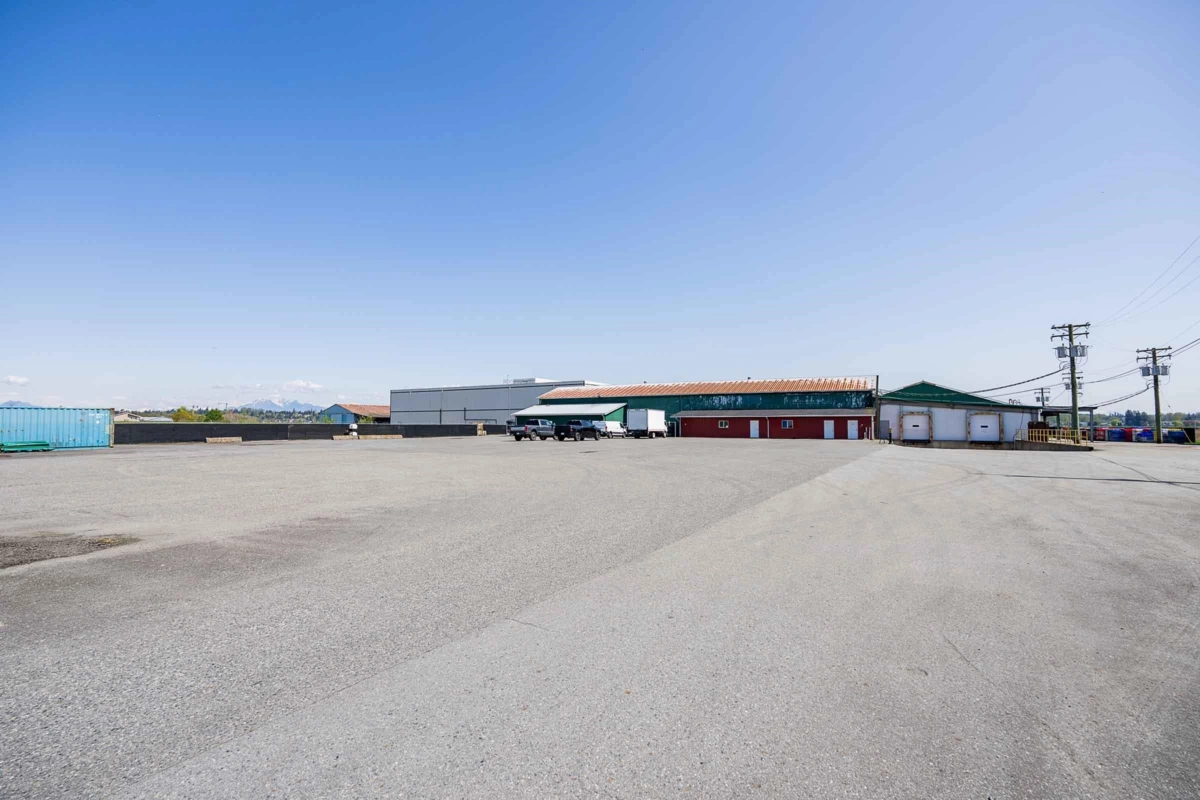 Powder Room Photo of 4586 176 Street, Surrey, BC