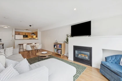 213 38003 Second Avenue, Squamish, BC, Squamish — Apartment/Condo for sale